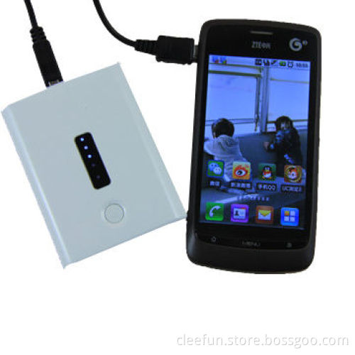 Wholesale 5V DC 4,000mAh Power Bank with LED Light, Available in Elegant White